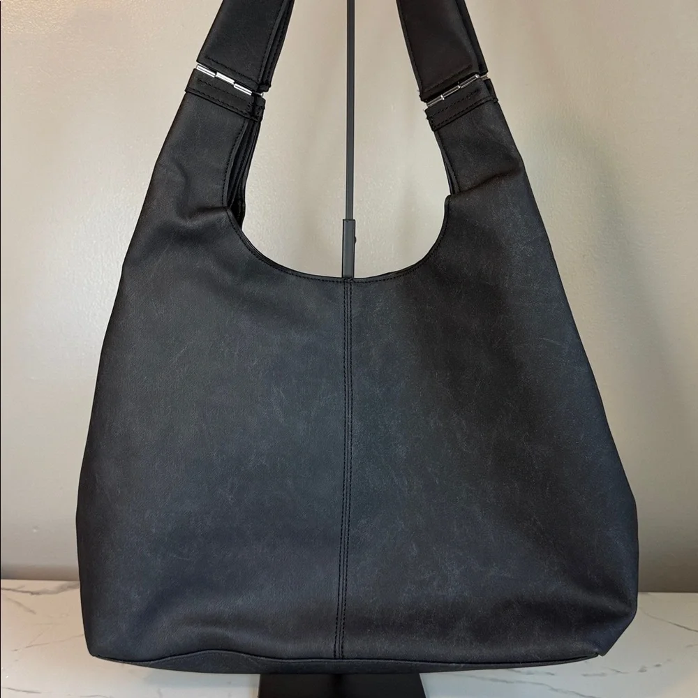 Calvin Klein Kylee Tote Bag - Picture 4 of 11